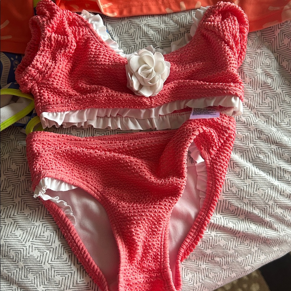 5 Girls Bathing Suits & Rashguard - 3 - Picture 2 of 12